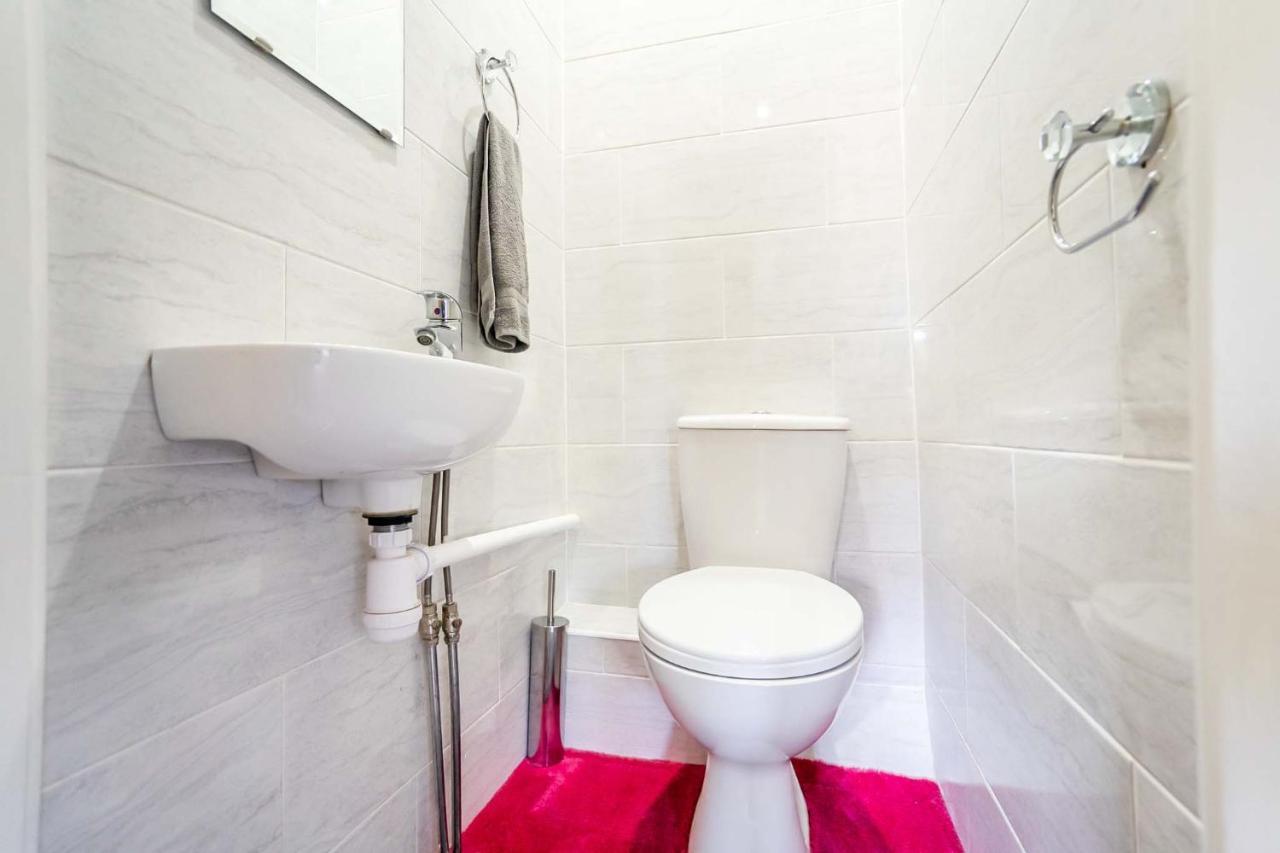 Beautiful 3 Bedroom Home, 10 Minutes Walk To Beach. Кліторпс Екстер'єр фото
